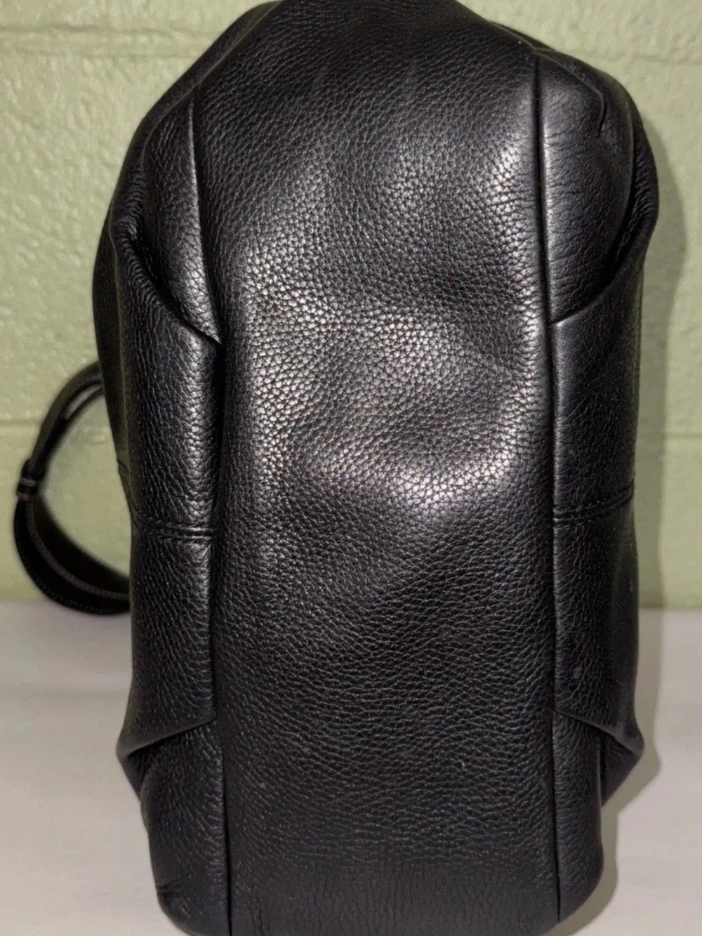Coach Black Pebbled Leather Shoulder Hand Bag Buckle Adj Handle Hang Tag F15064